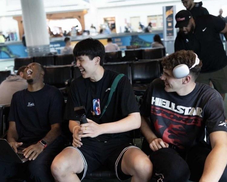 拓媒：短期看杨瀚森是克林根的替补 球队早晚要面临二选一的情况