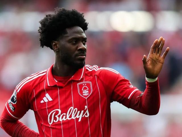 电讯报：森林队后卫埃纳因腿筋受伤将长期缺阵，最快12月复出